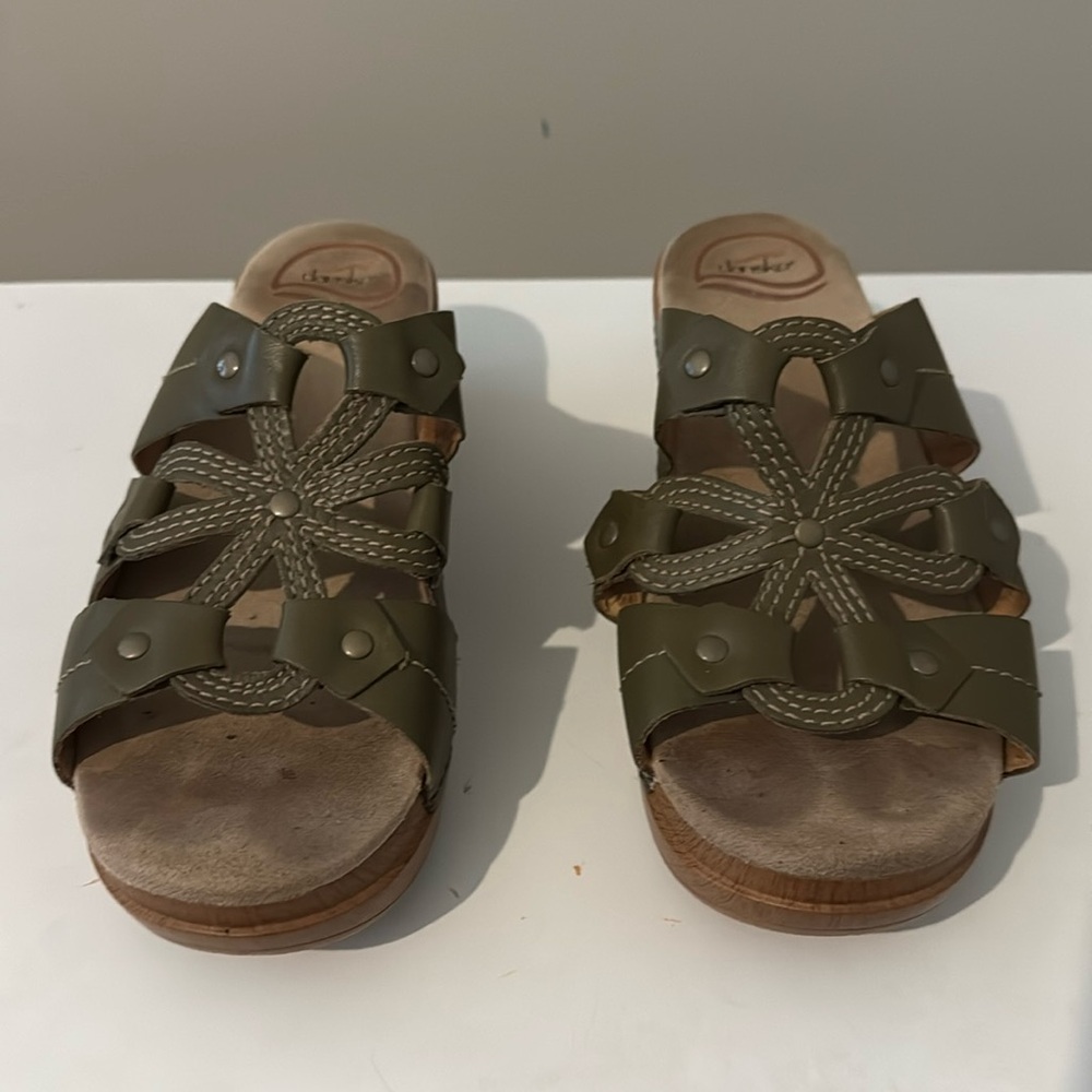 Dansko sandals 39